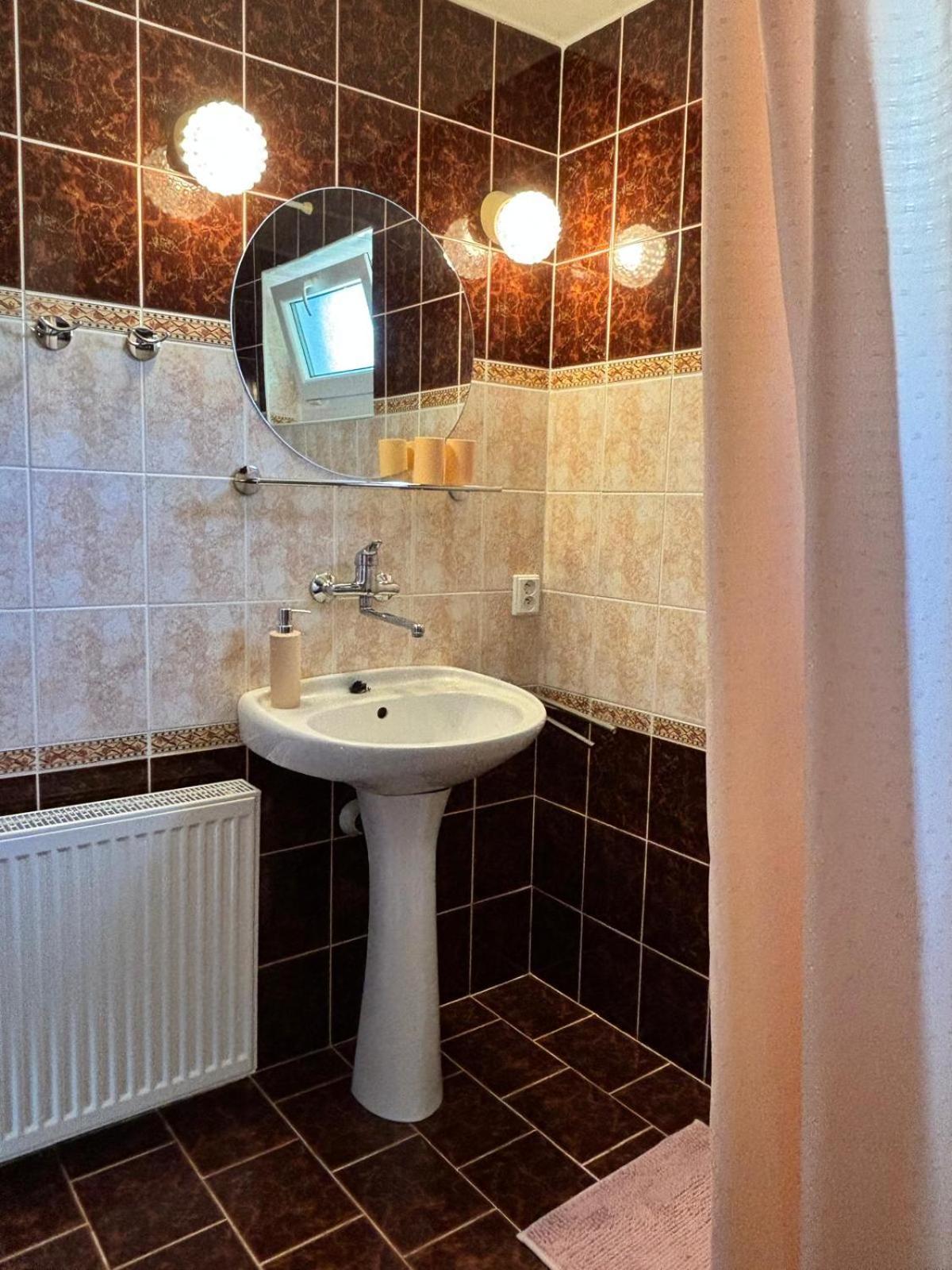 Apartman Vendy カルロヴィ・ヴァリ エクステリア 写真